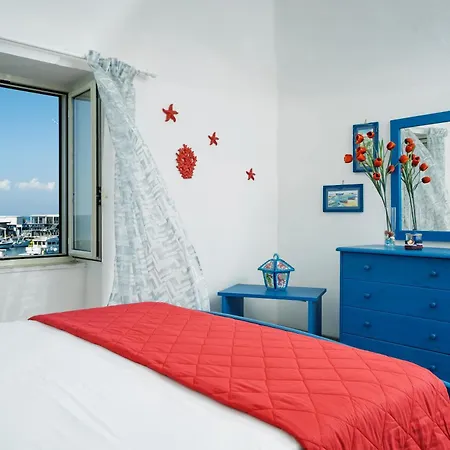 De Luca - Luxury With Terrace And Jacuzzi By The Sea Vico Equense